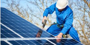 Installation Maintenance Panneaux Solaires Photovoltaïques à Salles-Lavalette